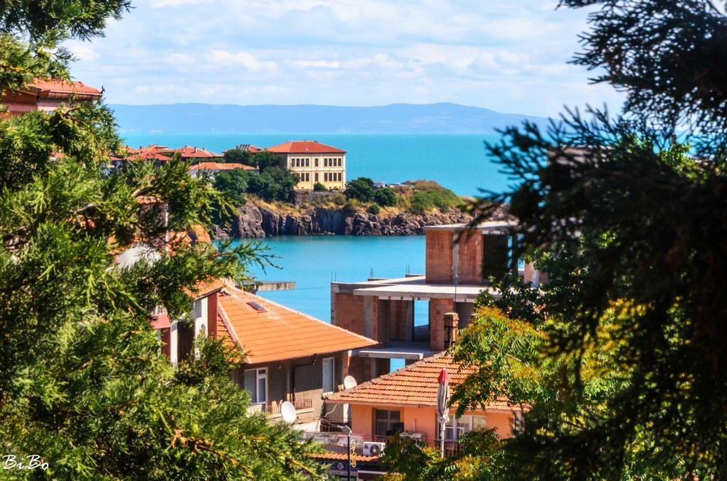 Dom Mladenovi Hotel Sozopol Eksteriør billede